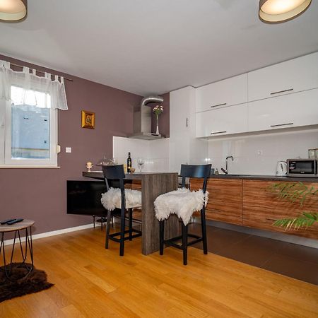 Apartman Saga Сплит Екстериор снимка