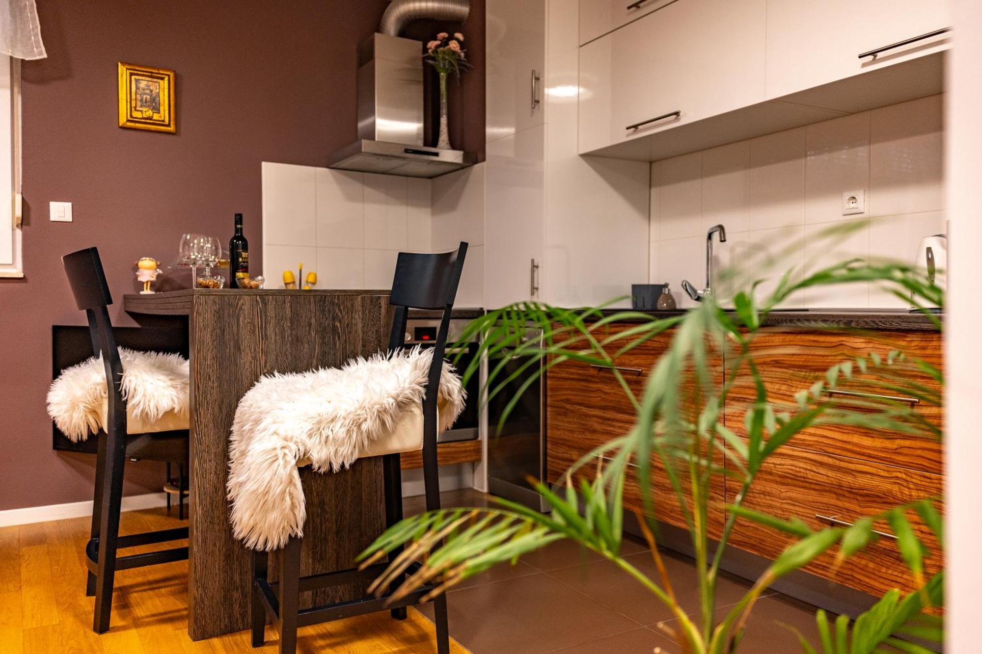 Apartman Saga Сплит Екстериор снимка
