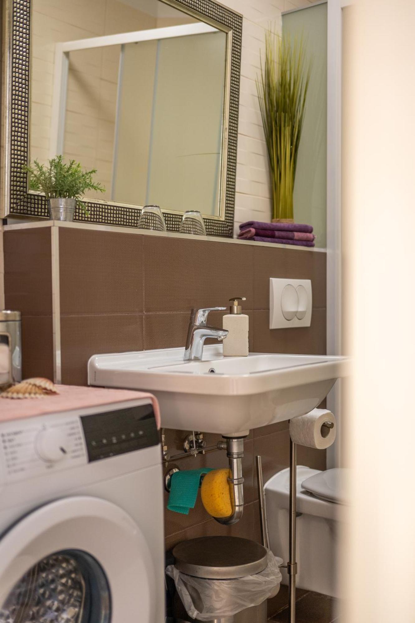 Apartman Saga Сплит Екстериор снимка